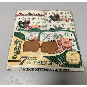 Vintage 7 Pc Set Country Craft Kitchen Pig Hand Towels Hot Pads Cookie Cutters